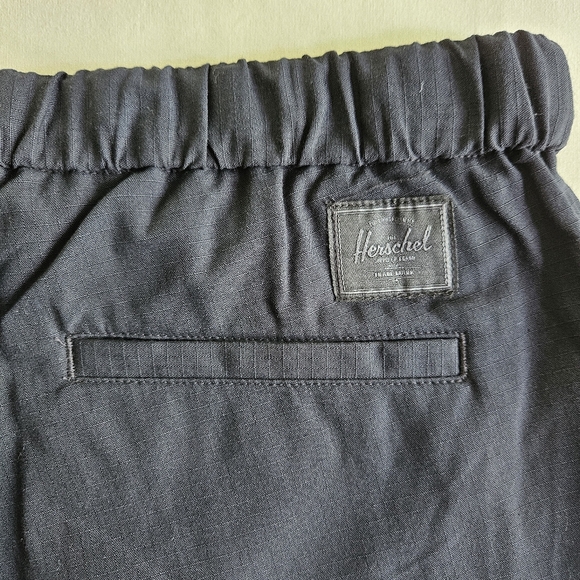 NWT!!!‎ Herschel Ashland Shorts Men's Cotton Blend Built-In Belted, Size Small - Picture 7 of 8